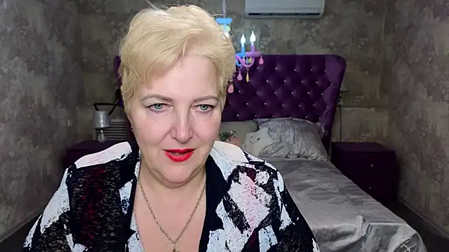 Snapshot of Sandra_Snow chatting on February 7, 2025, 5:29 pm Sandra Snow online show from February 7, 2025, 5:29 pm