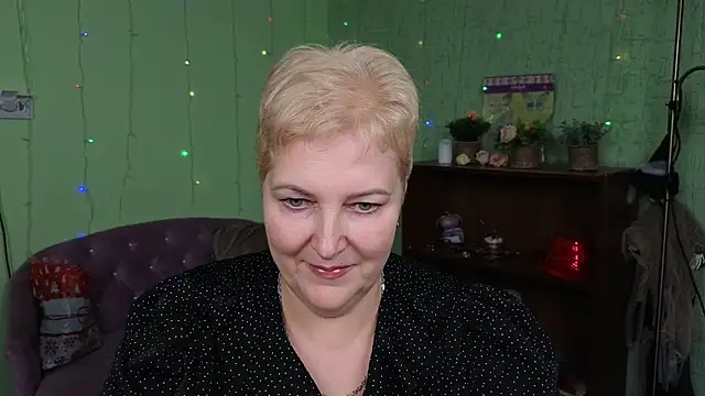 Snapshot of Sandra_Snow chatting on January 6, 2025, 2:36 pm Sandra Snow online show from January 6, 2025, 2:36 pm