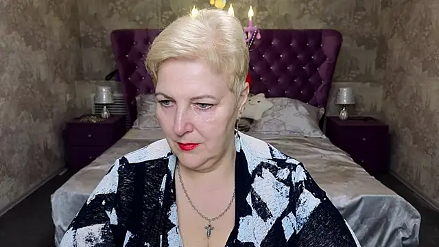 Snapshot of Sandra_Snow chatting on February 26, 2025, 2:38 pm Sandra Snow online show from February 26, 2025, 2:38 pm