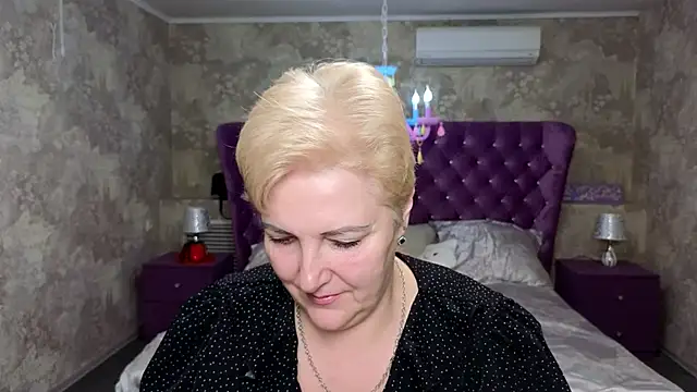 Snapshot of Sandra_Snow chatting on February 1, 2025, 2:13 pm Sandra Snow online show from February 1, 2025, 2:13 pm