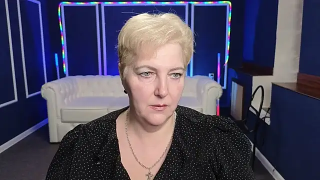 Snapshot of Sandra_Snow chatting on February 2, 2025, 2:24 pm Sandra Snow online show from February 2, 2025, 2:24 pm