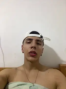 Snapshot of Flynn_Riider chatting on February 27, 2025, 5:58 pm Flynn Riider online show from February 27, 2025, 5:58 pm
