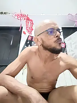 Snapshot of Charly_BC_Dirty chatting on February 13, 2025, 6:30 am Charly BC Dirty online show from February 13, 2025, 6:30 am