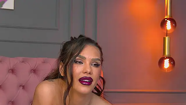 Snapshot of Nicole_Diva chatting on March 21, 2025, 1:23 pm Nicole Diva online show from March 21, 2025, 1:23 pm