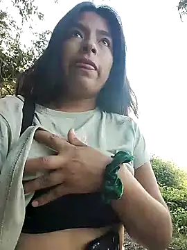 Danna-linyi online show from February 5, 2025, 8:46 pm