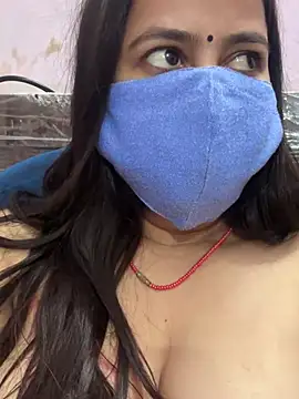 Snapshot of nehas chatting on March 6, 2025, 1:48 am nehas online show from March 6, 2025, 1:48 am