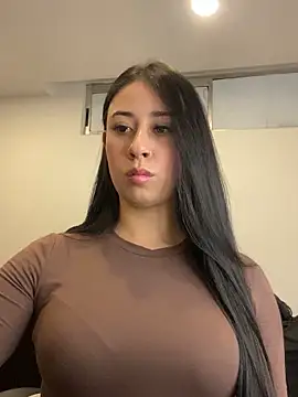 Zoee t online show from February 11, 2026, 4:23 am