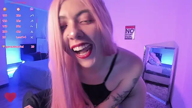 Aurora Hotson online show from March 4, 2025, 12:50 am