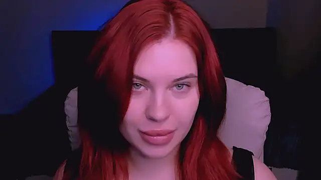 Snapshot of evaharve chatting on April 19, 2026, 5:41 am evaharve online show from April 19, 2026, 5:41 am