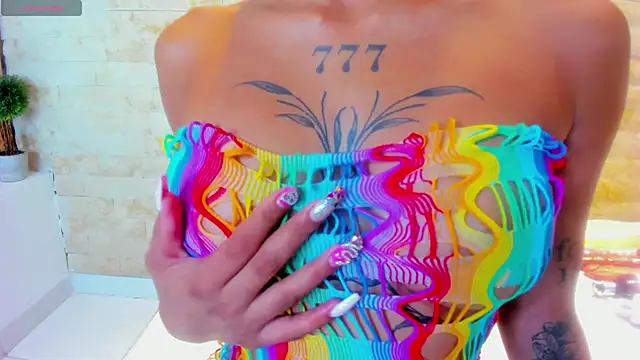 Snapshot of mia_roldan_ chatting on February 23, 2025, 8:11 pm mia roldan online show from February 23, 2025, 8:11 pm