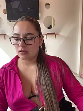 Snapshot of Gabriela-Parker_ chatting on March 17, 2025, 7:48 pm Gabriela-Parker online show from March 17, 2025, 7:48 pm