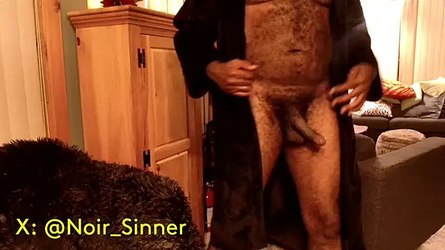 Snapshot of sinnernoir chatting on September 15, 2025, 1:39 am sinnernoir online show from September 15, 2025, 1:39 am