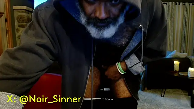 Snapshot of sinnernoir chatting on September 10, 2025, 1:26 am sinnernoir online show from September 10, 2025, 1:26 am