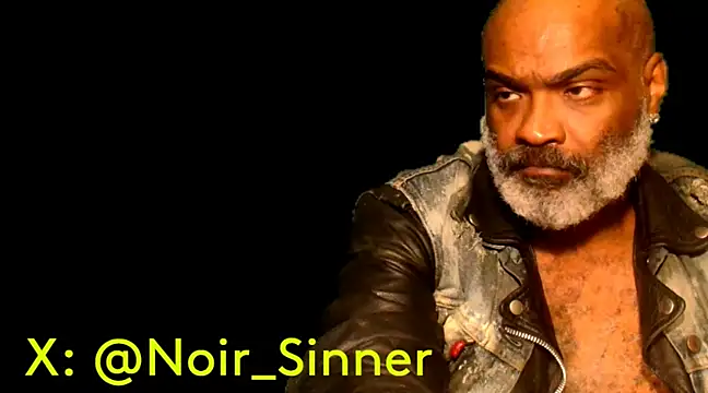 Snapshot of sinnernoir chatting on February 6, 2025, 11:58 pm sinnernoir online show from February 6, 2025, 11:58 pm