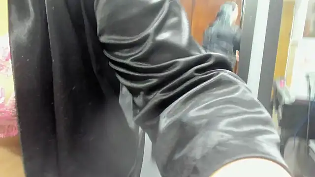 Snapshot of PENELOPELEWISs chatting on March 11, 2026, 3:33 am PENELOPELEWISs online show from March 11, 2026, 3:33 am