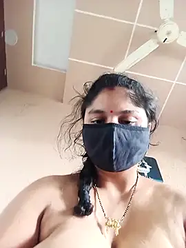 Cute-Aadhvita online show from April 1, 2026, 2:35 am