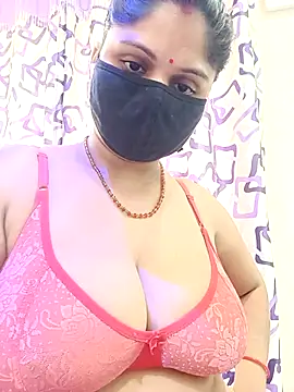 Snapshot of Cute-Aadhvita chatting on February 3, 2026, 6:22 am Cute-Aadhvita online show from February 3, 2026, 6:22 am