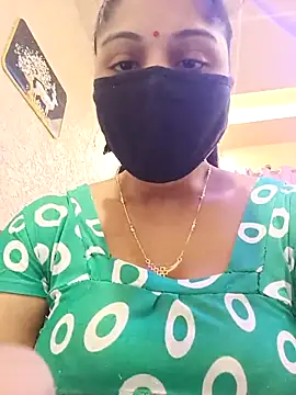 Snapshot of Cute-Aadhvita chatting on February 17, 2026, 3:04 am Cute-Aadhvita online show from February 17, 2026, 3:04 am