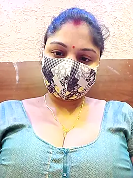 Snapshot of Cute-Aadhvita chatting on February 18, 2026, 1:14 am Cute-Aadhvita online show from February 18, 2026, 1:14 am