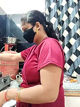 Snapshot of Cute-Aadhvita chatting on February 6, 2026, 1:51 pm Cute-Aadhvita online show from February 6, 2026, 1:51 pm