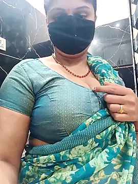 Snapshot of Cute-Aadhvita chatting on February 10, 2026, 1:43 pm Cute-Aadhvita online show from February 10, 2026, 1:43 pm