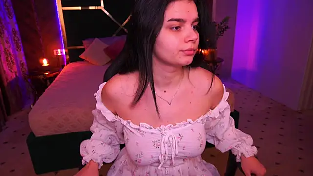 ShinyShyy online show from March 3, 2025, 1:34 pm