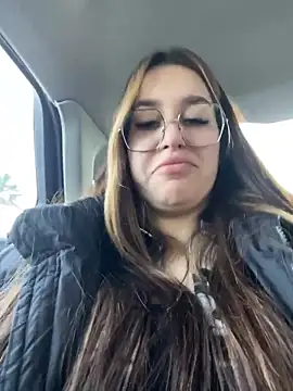 Snapshot of VikiDemi chatting on February 16, 2026, 7:40 am VikiDemi online show from February 16, 2026, 7:40 am