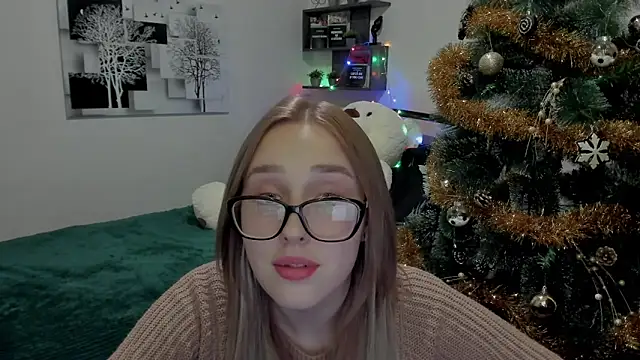 Snapshot of LinaTruly chatting on January 9, 2025, 8:22 pm LinaTruly online show from January 9, 2025, 8:22 pm