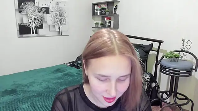 Snapshot of LinaTruly chatting on January 17, 2025, 9:28 pm LinaTruly online show from January 17, 2025, 9:28 pm