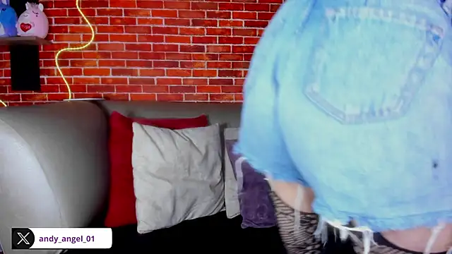 Snapshot of andy_angell1 chatting on October 8, 2025, 12:07 pm andy angell1 online show from October 8, 2025, 12:07 pm