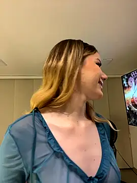 NicoleCut online show from November 6, 2025, 10:30 am