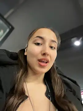 VelvetVixenI online show from December 16, 2025, 6:23 pm