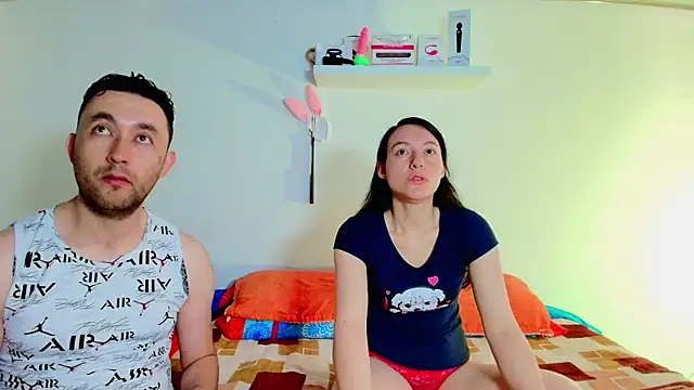 Snapshot of JeremmyAndStacy chatting on November 30, 2025, 1:34 pm JeremmyAndStacy online show from November 30, 2025, 1:34 pm