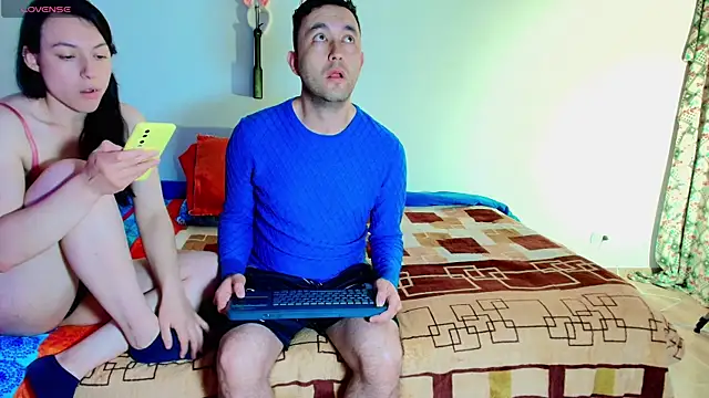 Snapshot of JeremmyAndStacy chatting on November 27, 2025, 11:05 pm JeremmyAndStacy online show from November 27, 2025, 11:05 pm