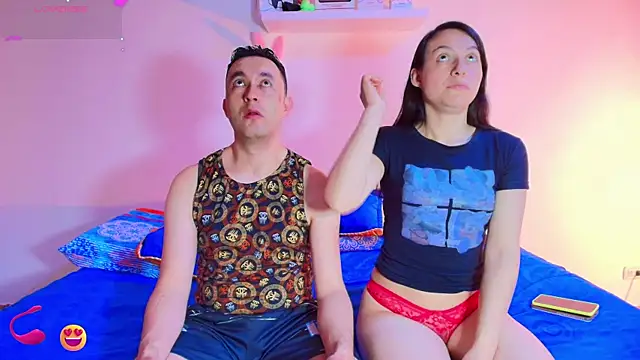 Snapshot of JeremmyAndStacy chatting on November 25, 2025, 1:39 am JeremmyAndStacy online show from November 25, 2025, 1:39 am