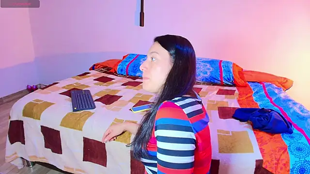 Snapshot of JeremmyAndStacy chatting on November 13, 2025, 3:54 am JeremmyAndStacy online show from November 13, 2025, 3:54 am