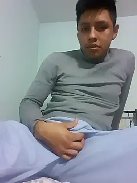 elias5031 online show from December 28, 2024, 9:51 pm