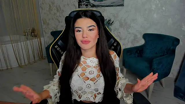 Snapshot of AlluringAriel chatting on October 13, 2025, 7:37 pm AlluringAriel online show from October 13, 2025, 7:37 pm