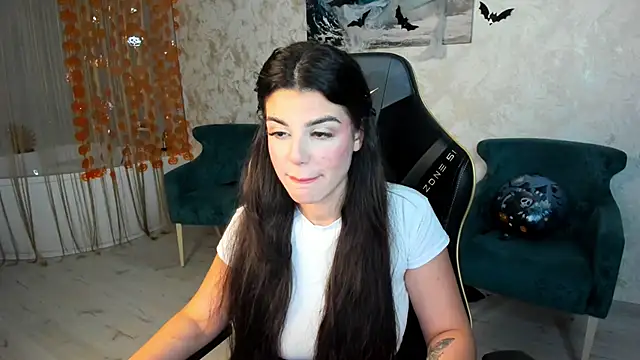 Snapshot of AlluringAriel chatting on October 26, 2025, 7:14 pm AlluringAriel online show from October 26, 2025, 7:14 pm