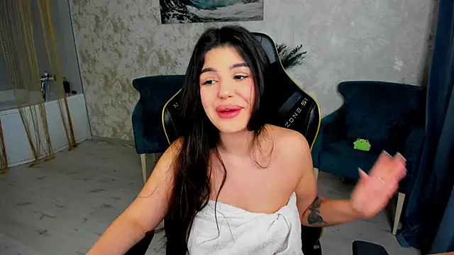 AlluringAriel online show from April 23, 2026, 12:40 pm