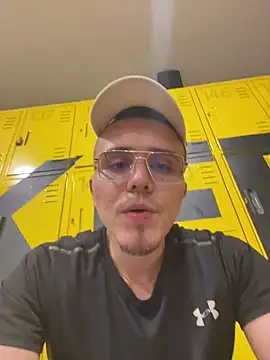 Snapshot of adam-rivera chatting on February 20, 2025, 7:08 pm adam-rivera online show from February 20, 2025, 7:08 pm