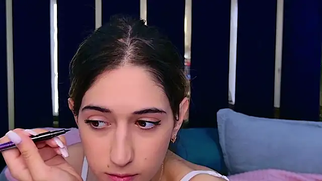 Teresa Stane online show from October 17, 2025, 5:33 am