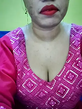 Snapshot of Haniya-143 chatting on September 22, 2025, 8:48 pm Haniya-143 online show from September 22, 2025, 8:48 pm