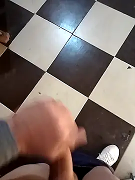 Snapshot of ahme_bebo chatting on February 13, 2025, 3:24 pm ahme bebo online show from February 13, 2025, 3:24 pm