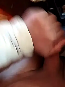 Snapshot of ahme_bebo chatting on February 20, 2025, 12:36 pm ahme bebo online show from February 20, 2025, 12:36 pm