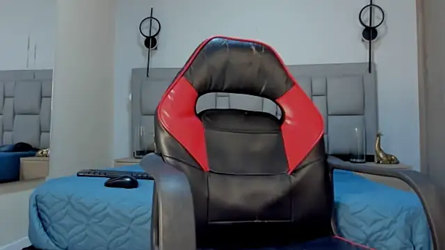 Snapshot of JEFFREY_COTTOM chatting on March 20, 2026, 11:55 am JEFFREY COTTOM online show from March 20, 2026, 11:55 am