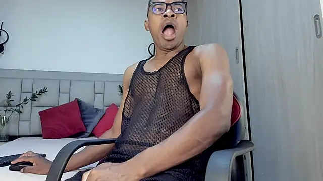 JEFFREY COTTOM online show from September 18, 2025, 11:57 am