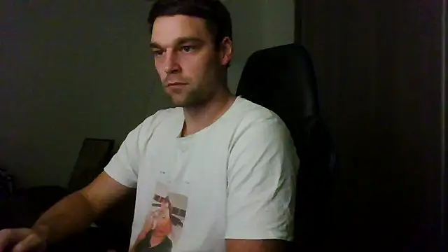 Snapshot of The_big_viking_ chatting on January 4, 2025, 8:48 pm The big viking online show from January 4, 2025, 8:48 pm