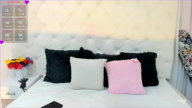 Snapshot of Valerik_cano1 chatting on October 6, 2025, 12:06 pm Valerik cano1 online show from October 6, 2025, 12:06 pm