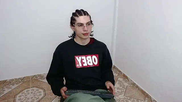 pervertsteens3 online show from March 1, 2026, 5:29 am